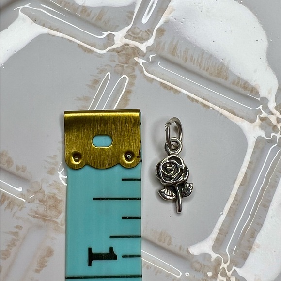 Vintage Rose Flower Charm – 925 Sterling Silver – Petite Floral Pendant - Picture 4 of 5